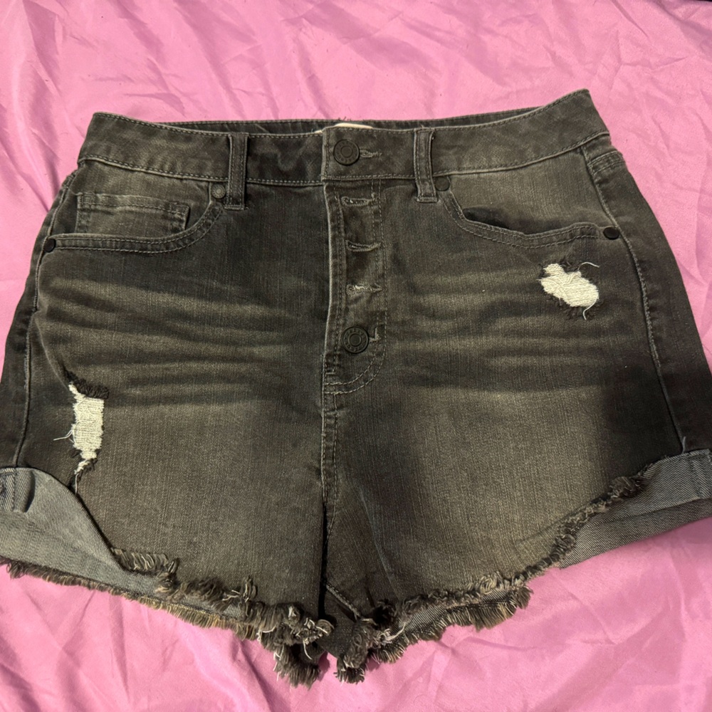 Refuge by Charlotte Russe Women’s Denim High Rise Shorts size 6